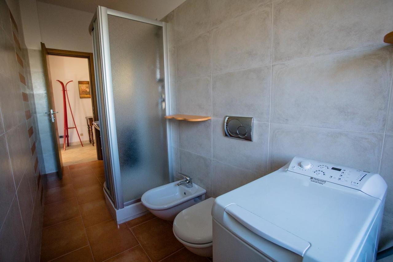 Ferienwohnung Terrazza Di Pinerolo Exterior foto